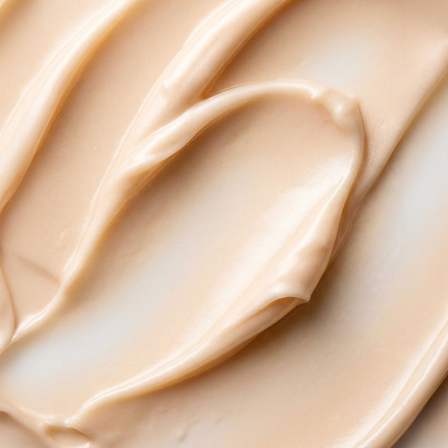 Close-up of the smooth, whipped gel-cream texture of 3LAB "M" Cream